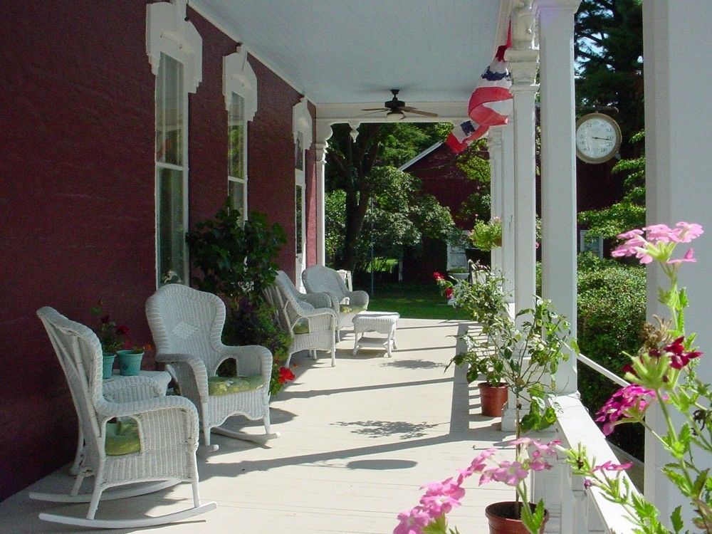 Lovelace Manor Bed And Breakfast แลงคาสเตอร์ ภายนอก รูปภาพ